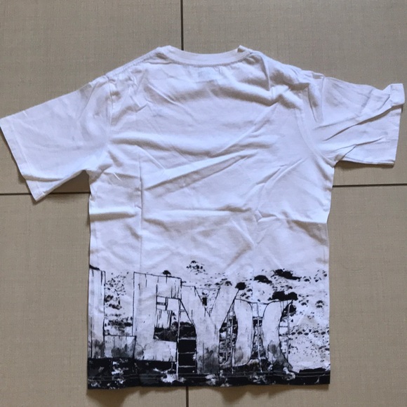 Hurley tshirt - Picture 5 of 6